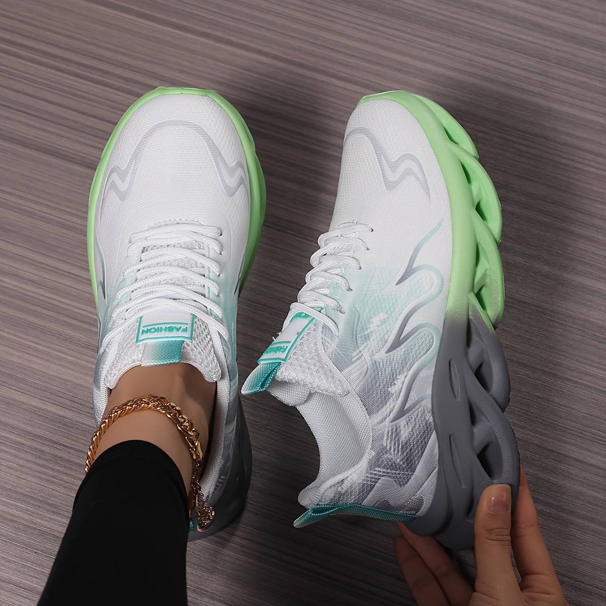 LUMMÉRAS AeroFlow – Lightweight Mesh Sneakers