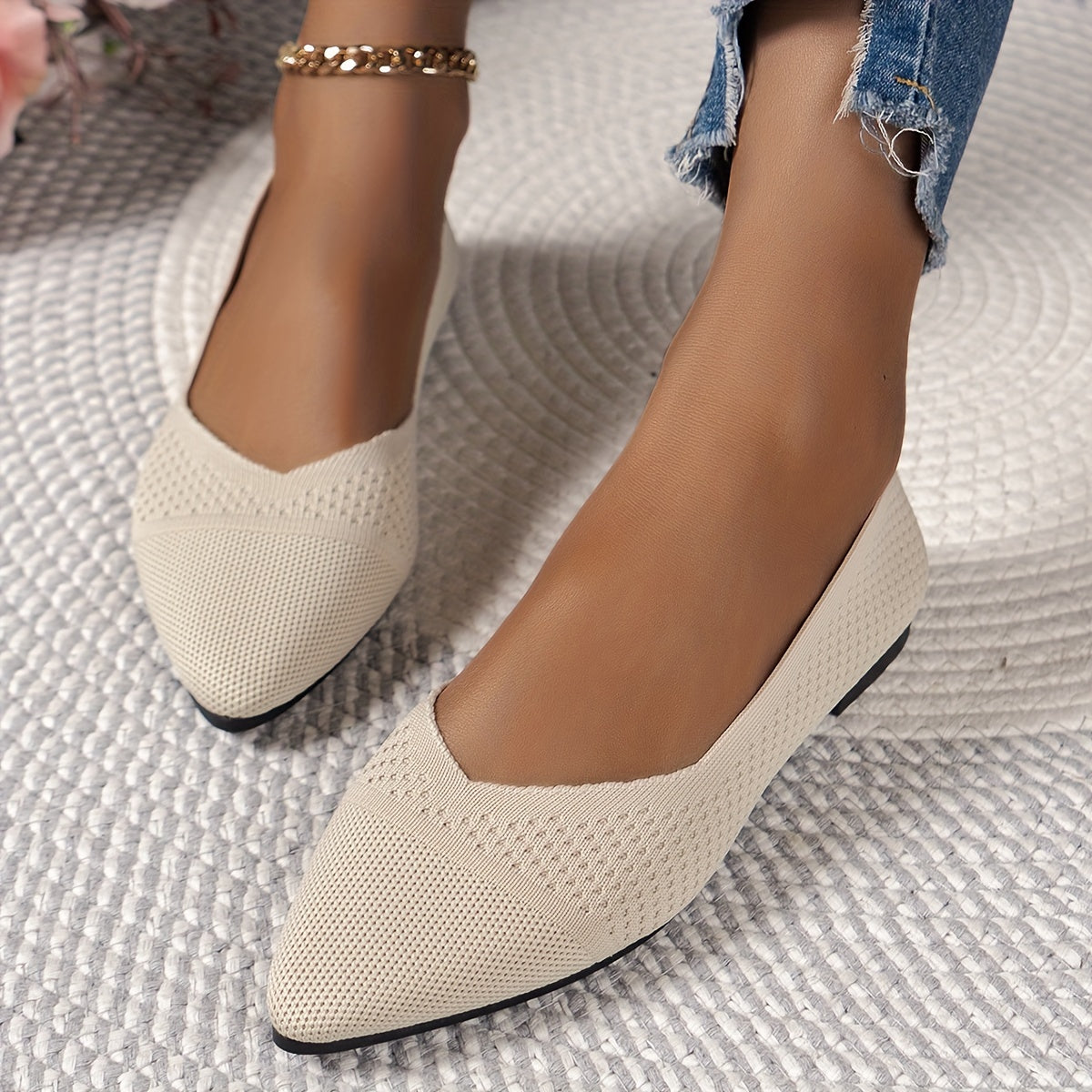 LUMMÉRAS Lisse – Pointed Toe Knit Flats
