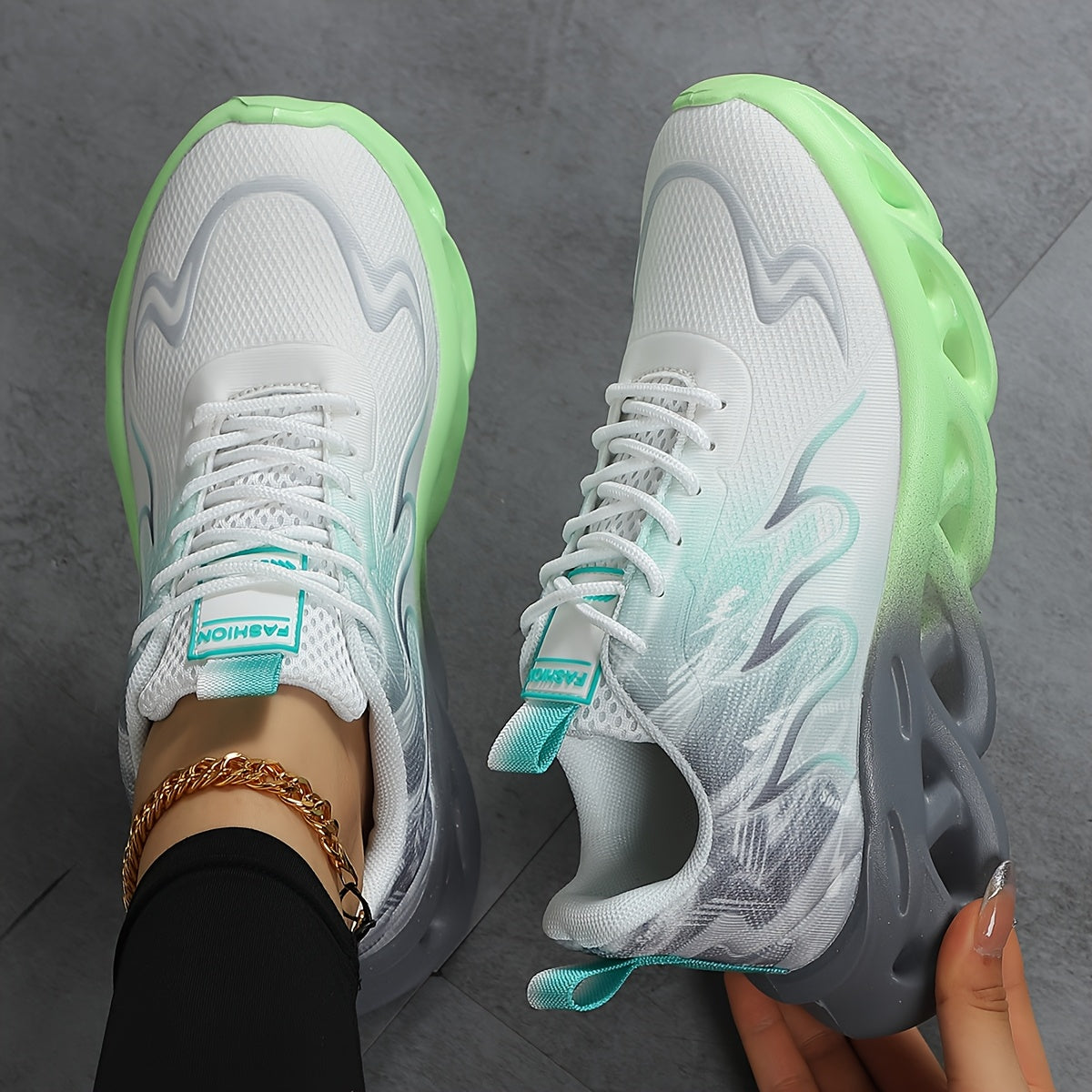 LUMMÉRAS AeroFlow – Lightweight Mesh Sneakers