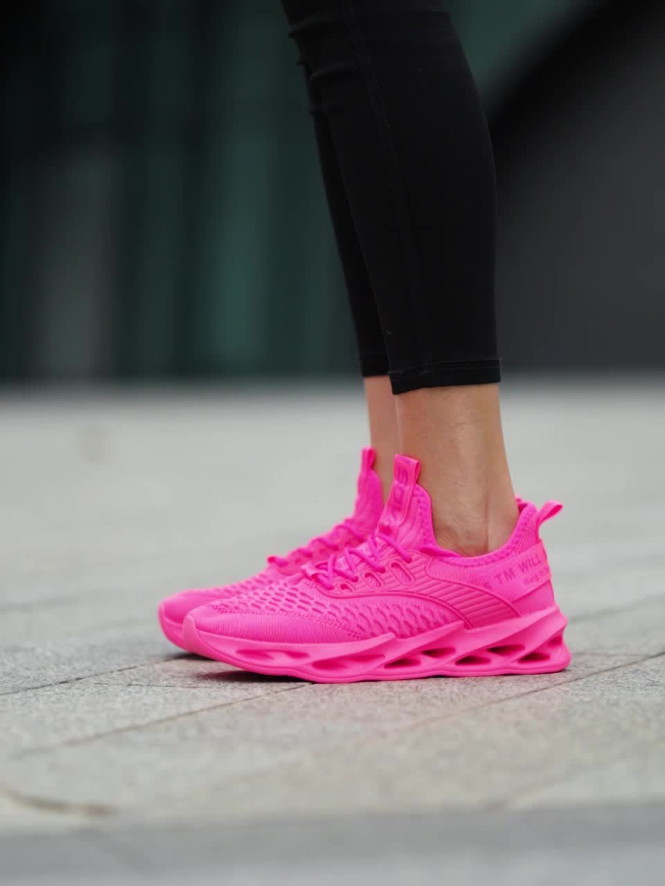 LUMMÉRAS Pink Unisex Casual Sneakers – Lightweight, Comfortable & Stylish Everyday Shoes