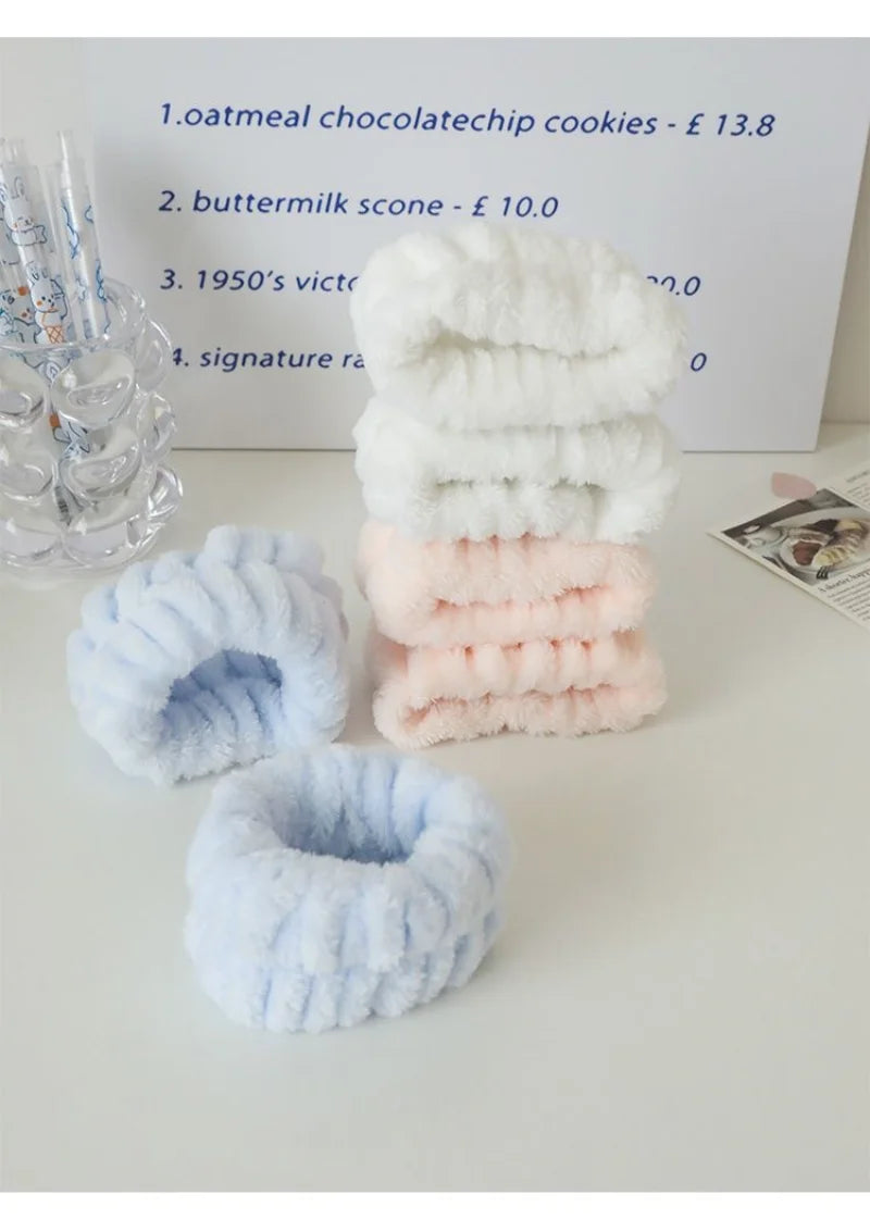 LUMMÉRAS SoftGuard™ Wrist Towels